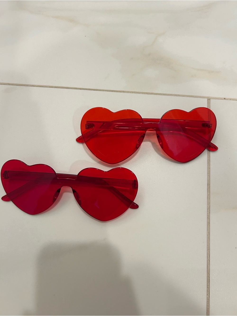 Heart-Shaped Sunglasses - Red